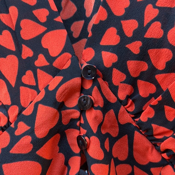 Realisation par red silk heart blouse - their first collection, size small - Picture 7 of 8